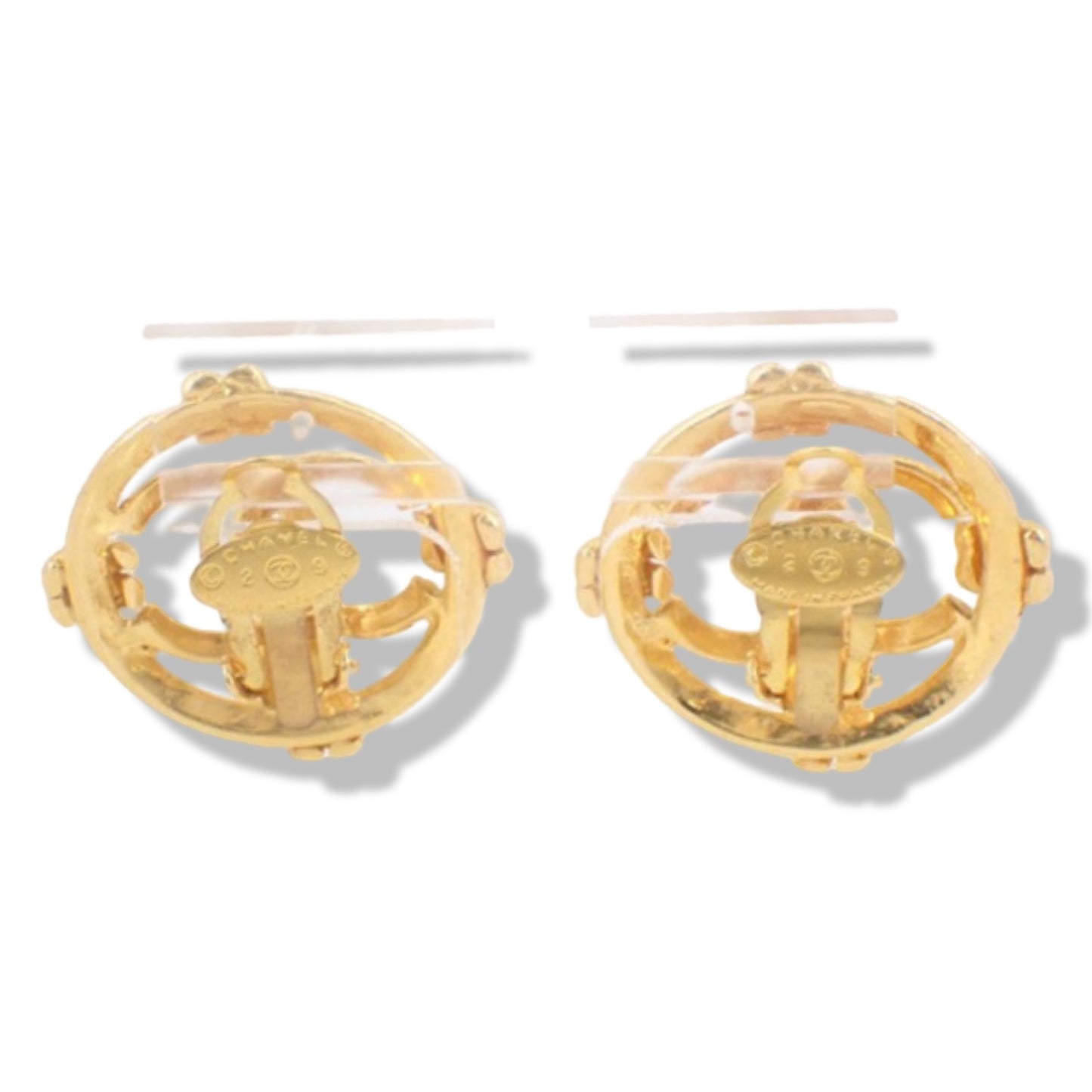 Pre-Owned Chanel Clip On Earrings Coco Mark Round - CH1151
