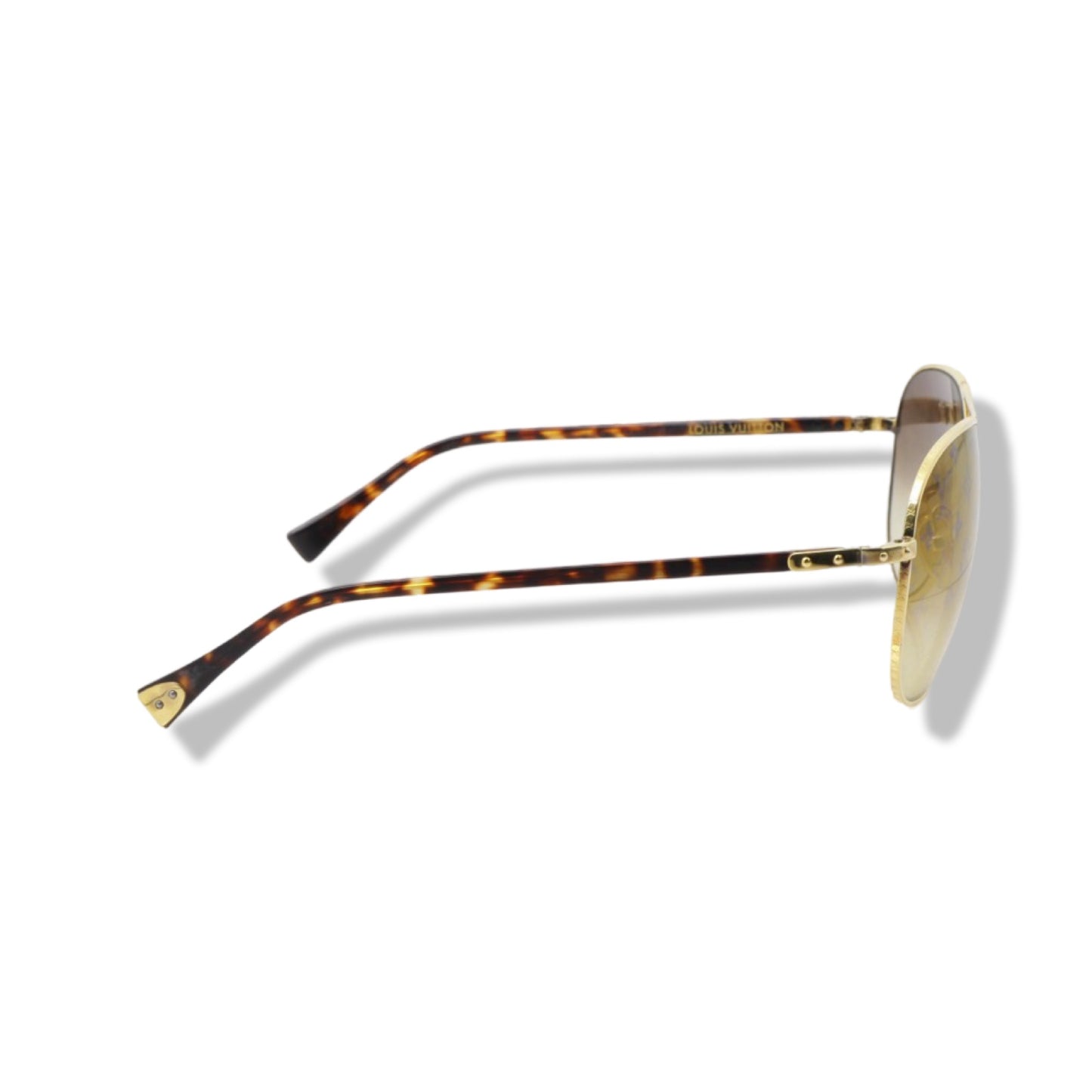 Pre-Owned Louis Vuitton Pilot Gold Sunglasses - LV1920