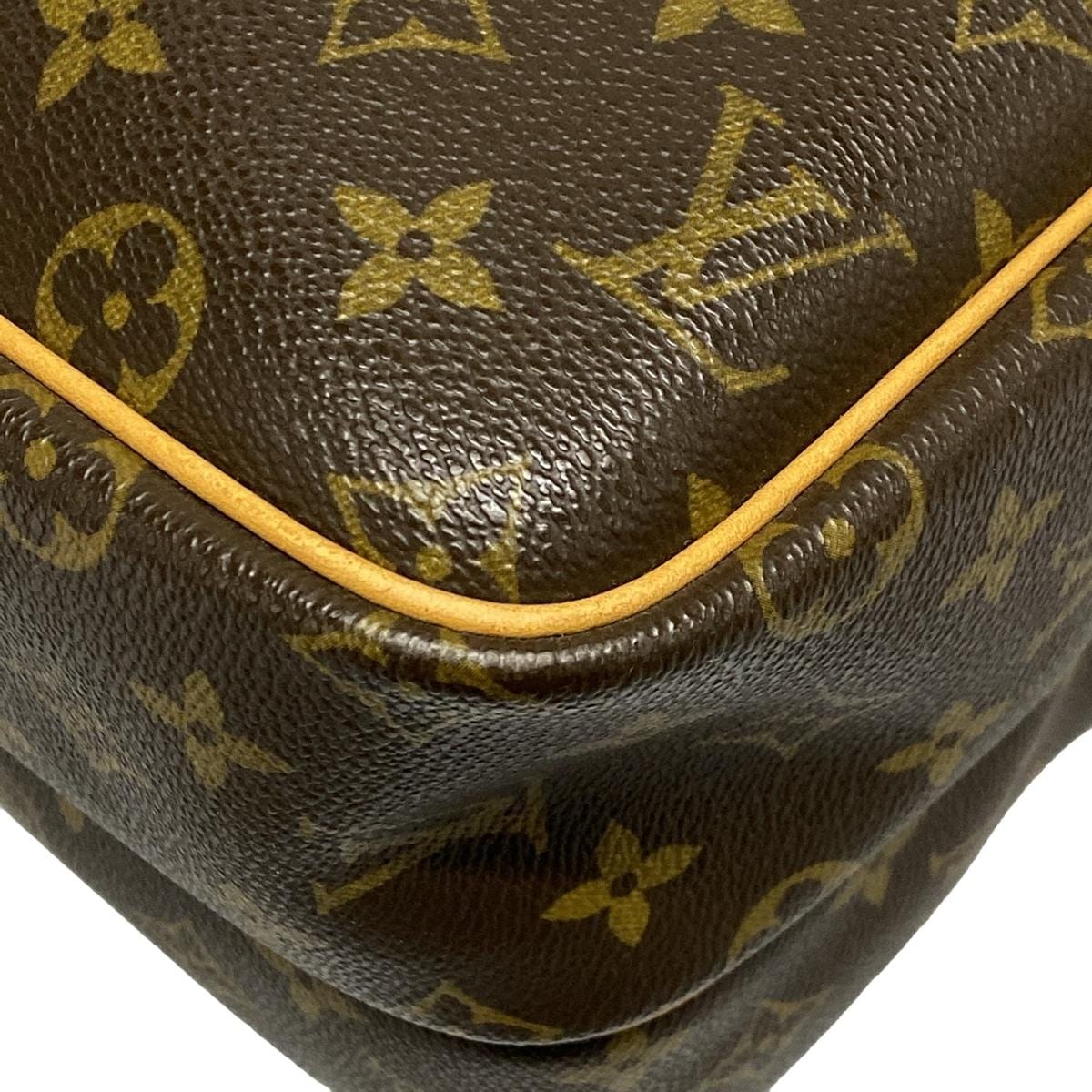 Pre-Owned Louis Vuitton Monogram Canvas Monogram Reporter GM Crossbody - LV2068