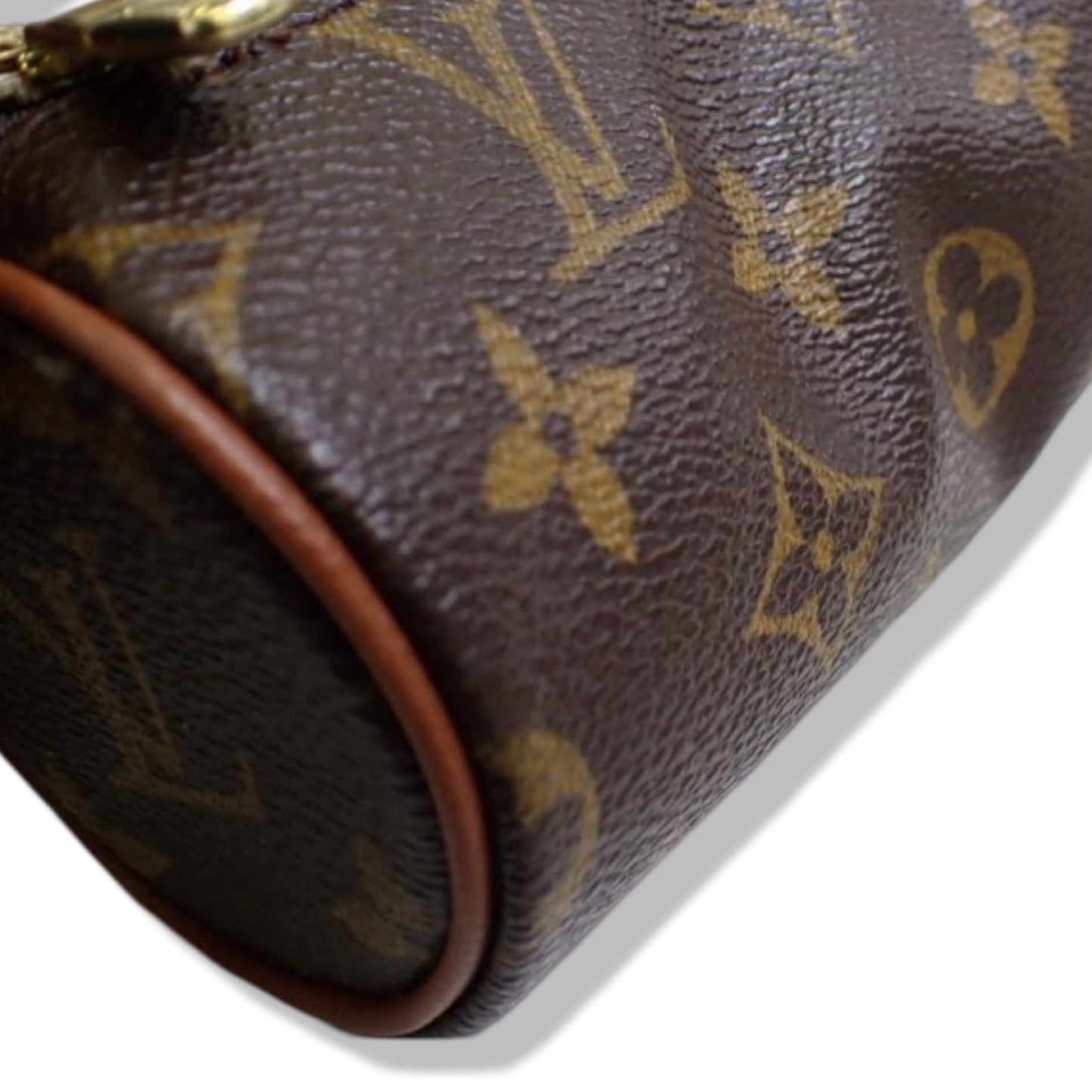 Pre-Owned Louis Vuitton Papillon Mini Pouch Monogram Coated Canvas Wristlet - LV2161