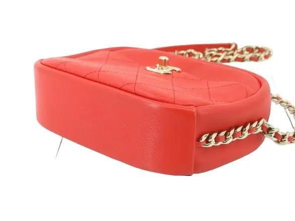 Pre-Owned Chanel Camera Red Leather Crossbody Bag