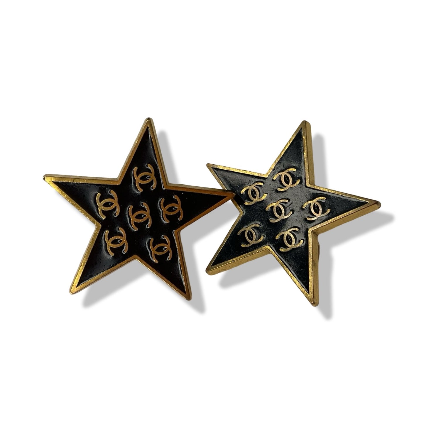 Pre-Owned Chanel Black & Gold Star Coco Mark Clip On Earrings