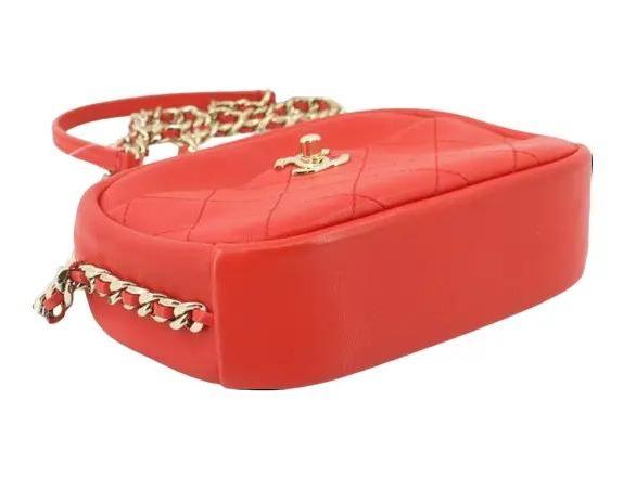 Pre-Owned Chanel Camera Red Leather Crossbody Bag