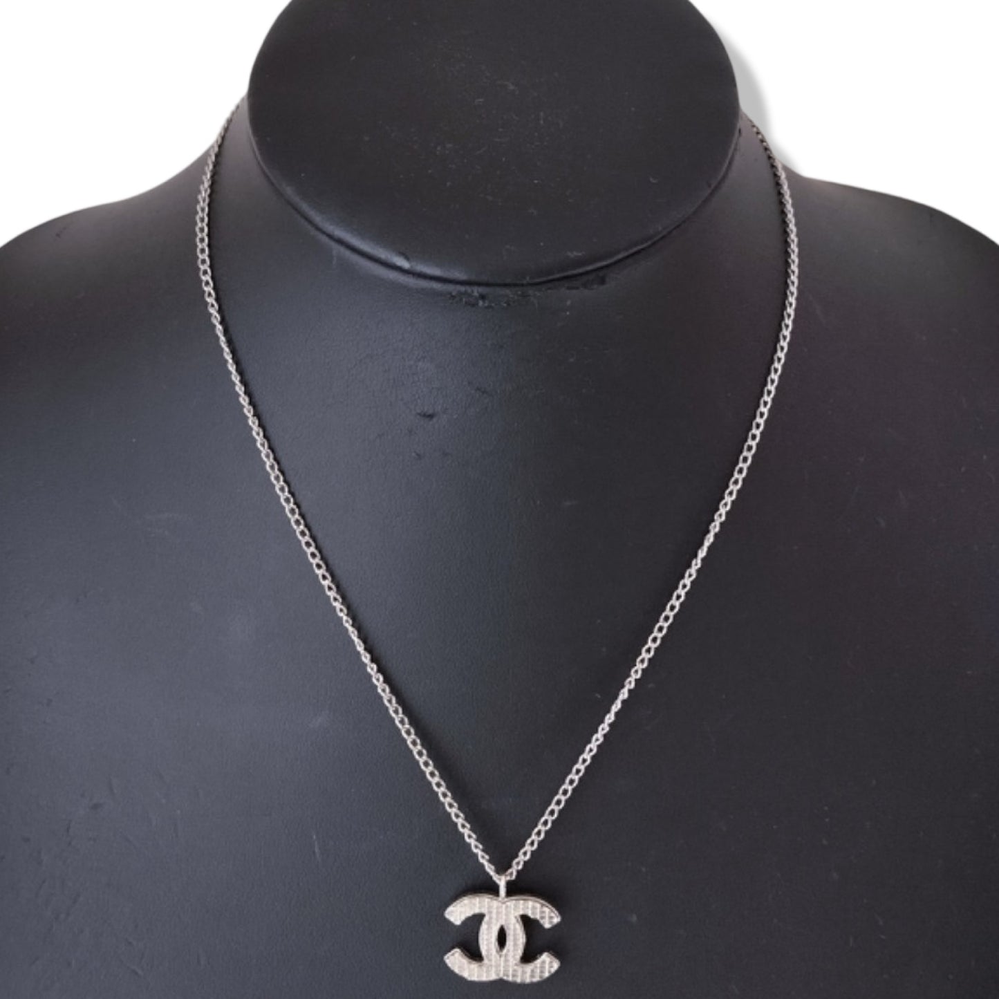 Pre-Owned Chanel Coco Mark Necklace - CH1240