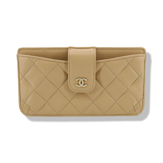 Pre-Owned Chanel Small Pouch Lambskin Leather in Beige - CH1264