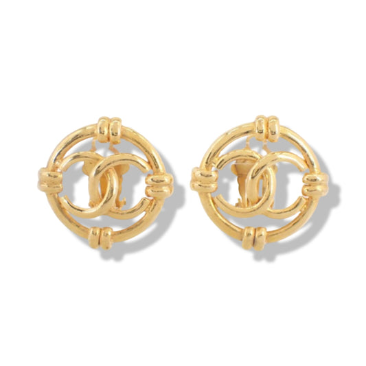 Pre-Owned Chanel Clip On Earrings Coco Mark Round