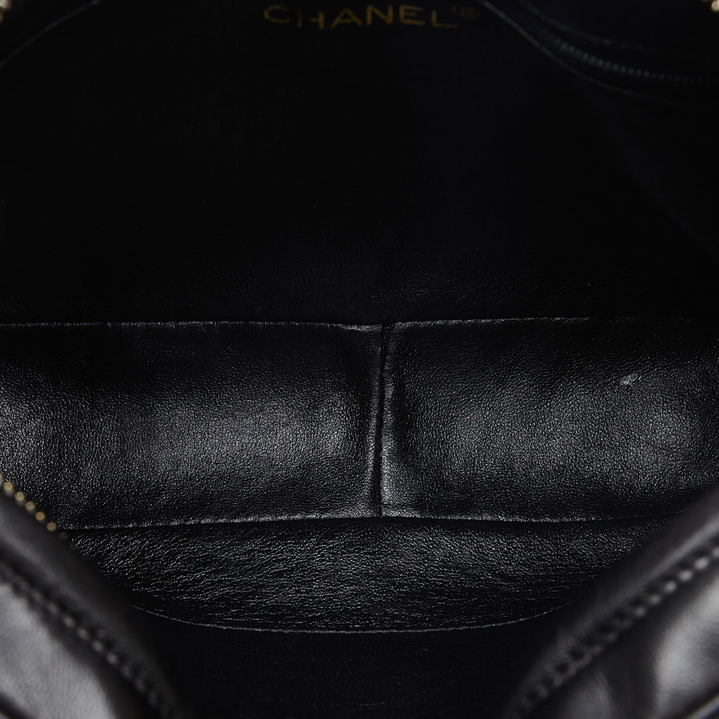 Pre-Owned Chanel Triple CC Lambskin Leather Camera Crossbody Bag