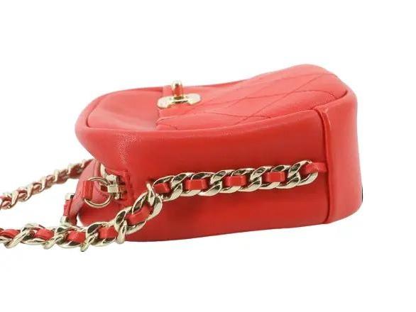 Pre-Owned Chanel Camera Red Leather Crossbody Bag