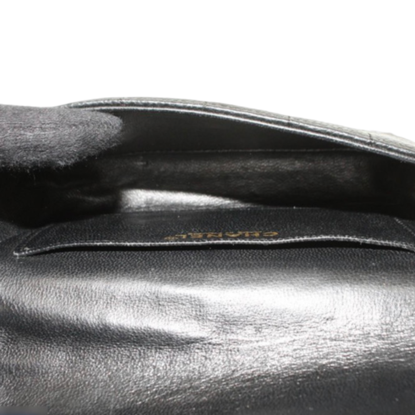 Pre-Owned Chanel Chocolate Bar Black Caviar Leather Belt Bag – AV